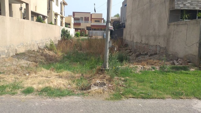 1 Kanal Plot For Sale in Park View City Lahore
