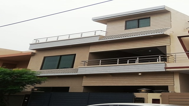 5.5 Marla House For Sale in Jade Block Park View City Lahore