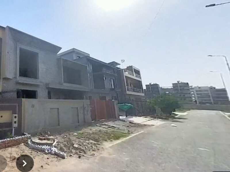 10 Marla Grey Structure 3 Story House for Sale Park View City