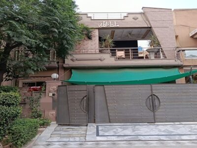 10 Marla House For Sale in Park View City Lahore
