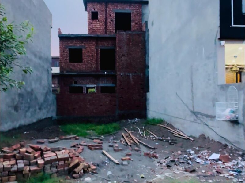5 Marla Plot for Sale - Platinum Block Park View City Lahore