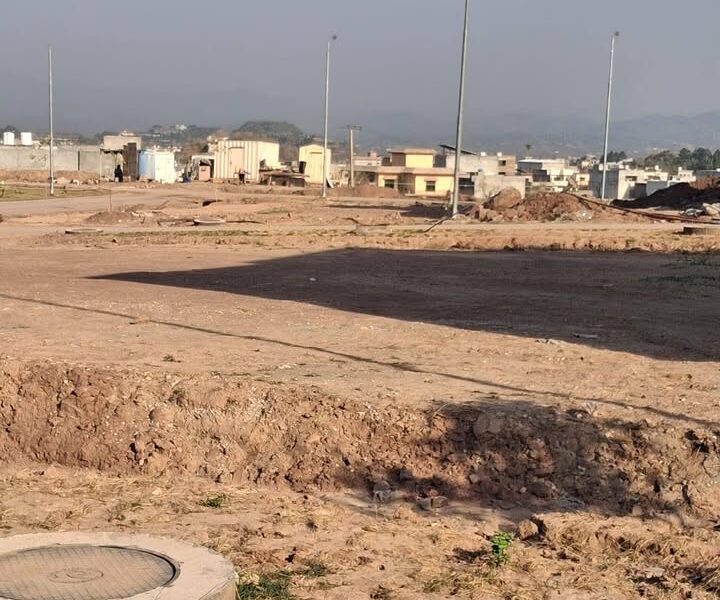 5 Marla Plot For Sale in F-Block Park View City Islamabad