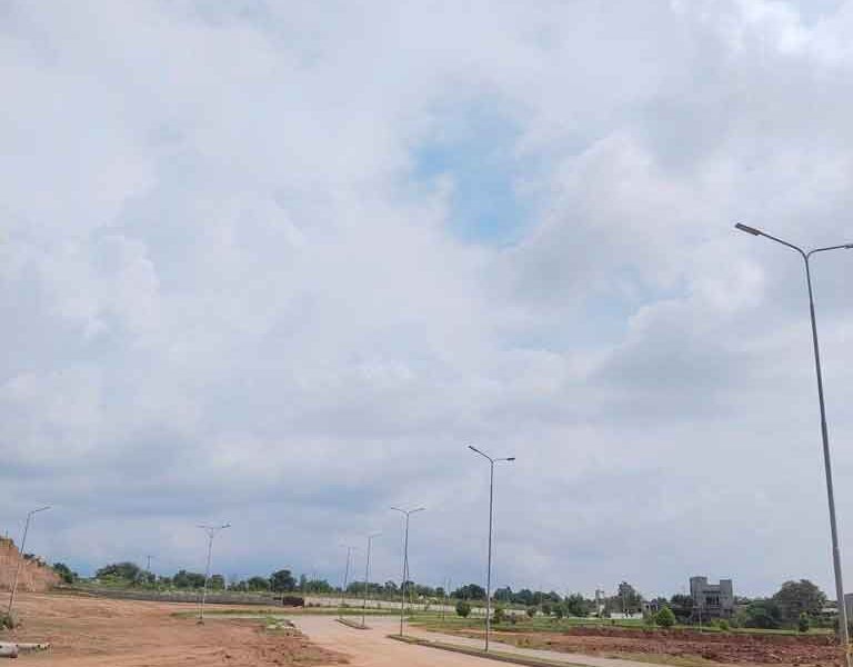 10 Marla Plot For Sale in J-Block Park View City Islamabad