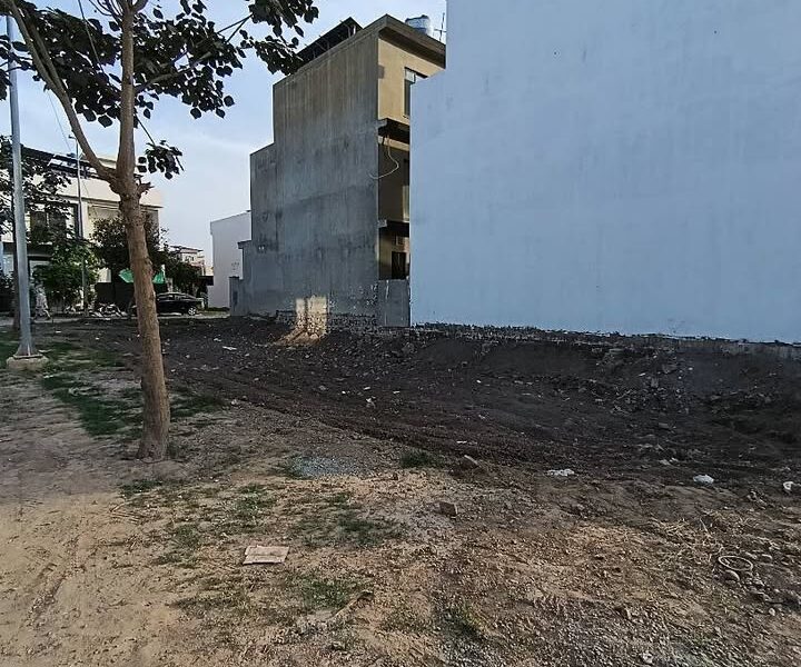 5 Marla Corner Plot For Sale in Park View City Lahore